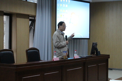 5、马志明院士为师生答疑